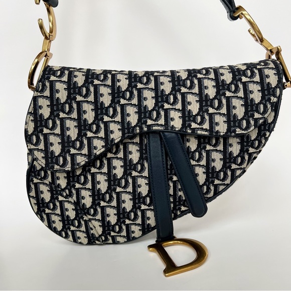 ❌SOLD❌CHRISTIAN DIOR BLUE OBLIQUE JACQUARD SADDLE BAG ANTIQUE GOLDEN HARDWARE - Picture 3 of 12